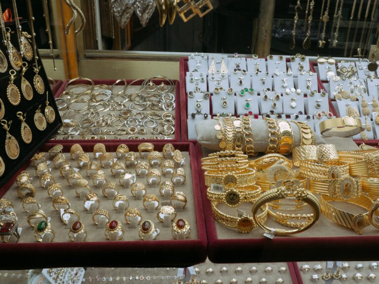 verkoop gouden sieraden